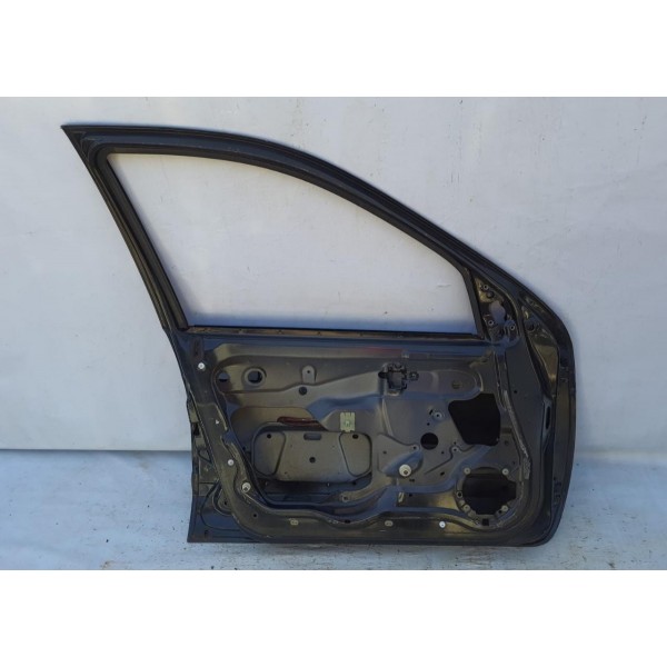Porta Dianteira Esquerda Renault Megane 2000 Sedan.