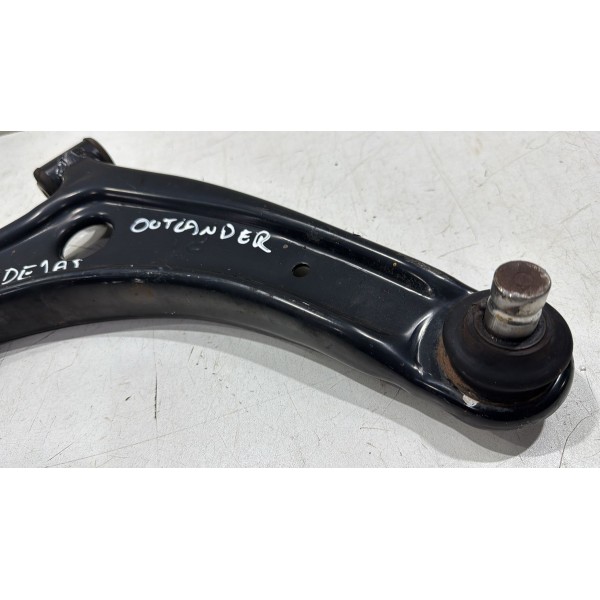 Bandeja Dianteira Outlander 2014 2015 Direito Pivo (ver Foto Bandeja Dianteira Outlander 2014 2015 Direito Pivo (ver Foto