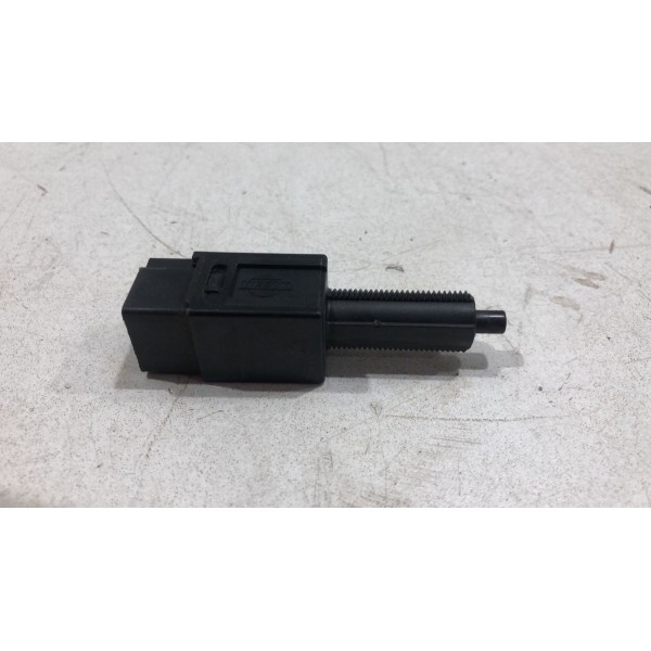 Sensor Pedal De Freio Nissan Frontier  2010 Á 2012