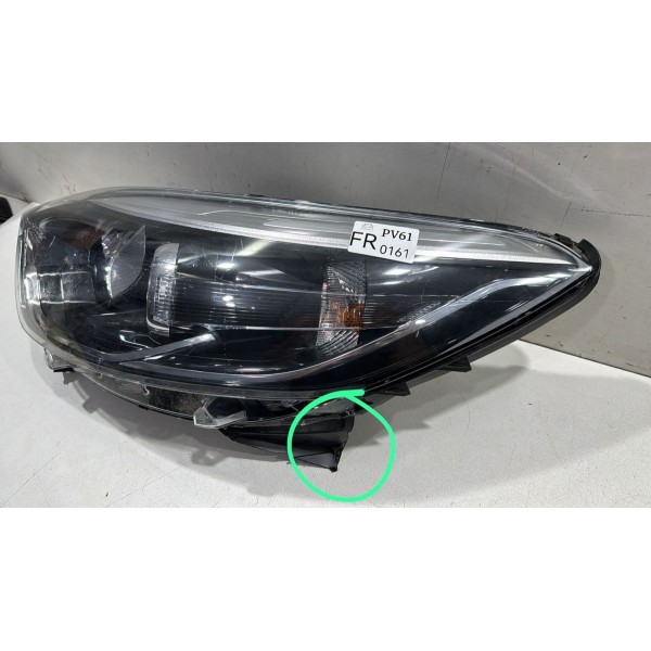 Farol Captur 17 18 19 20 21 Lado Esquerdo  Avaria