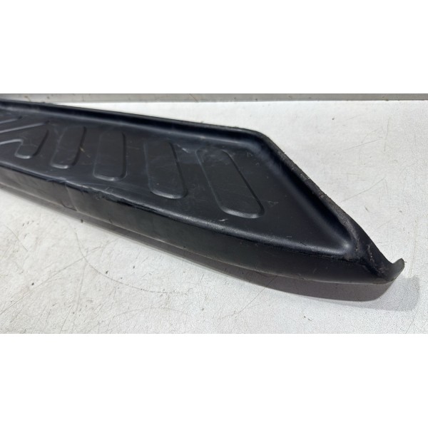 Spoiler Central Traseiro Frontier 2008 Até 2014 Spoiler Central Traseiro Frontier 2008 Até 2014