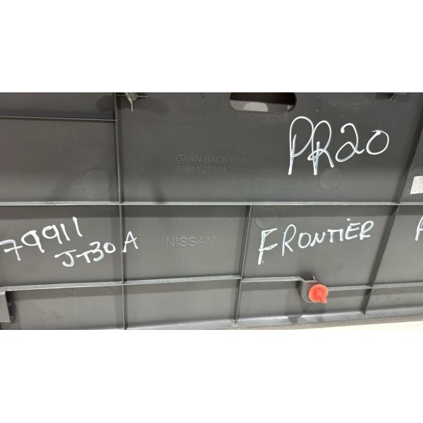 Acabamento Traseiro Banco Nissan Frontier 2014 2015 2016 Acabamento Traseiro Banco Nissan Frontier 2014 2015 2016