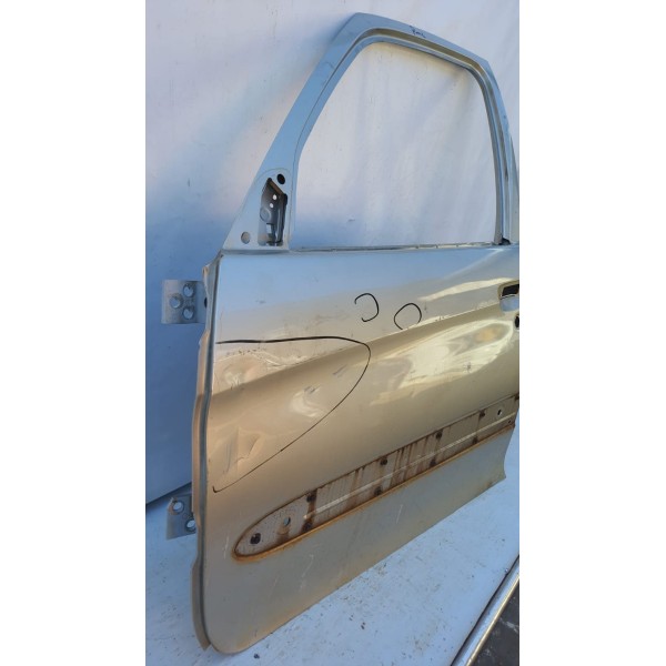 Porta Dianteira Lado Esquerdo Citroen Xsara Picasso