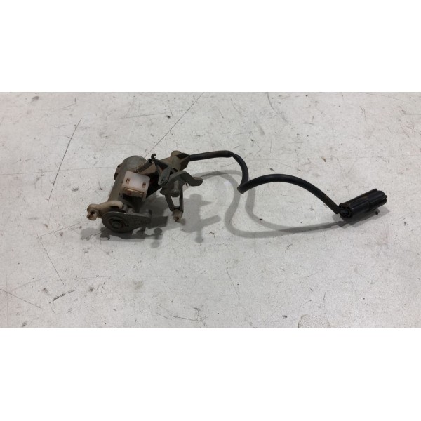 Miolo Da Fechadura Da Tampa Traseira Volkswagen Gol G3