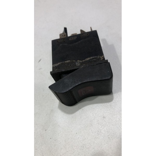 Botão Chave Pisca Alerta Vw Santana 1992 Á 1998 Original