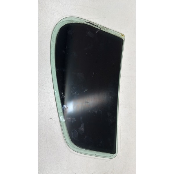 Vidro Fixo Da Porta Traseira Direita Volkswagen Fox 04 / 14