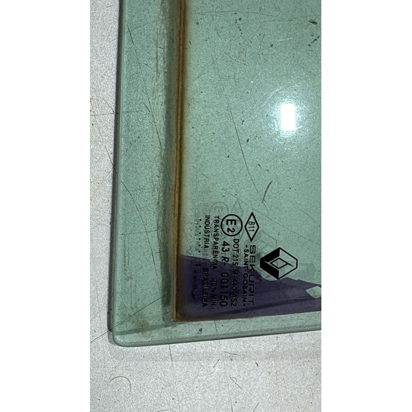 Vidro Fixo Porta Traseiro Direito Renault Clio 2012 2016