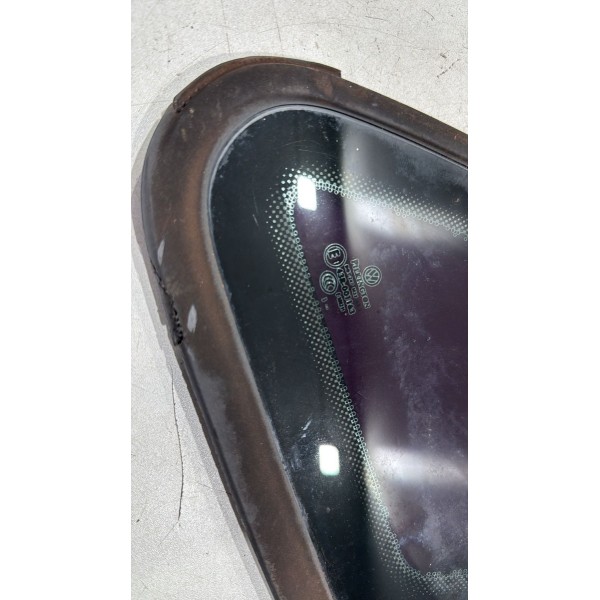 Vidro Fixo Lateral Traseiro Direito Volkswagen Gol G3 2002