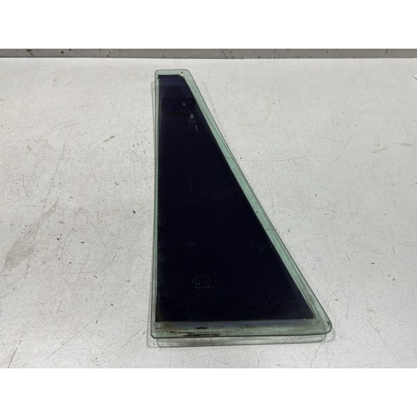 Vidro Fixo Porta Traseira Direita Vw Santana 1992 2006