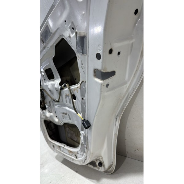 Porta Traseira Direita Vw Gol G5 G6 (detalhe)