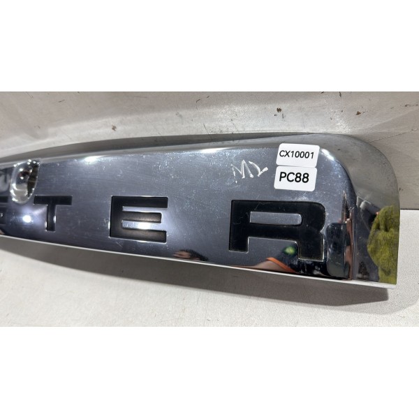 Friso Moldura Tampa Traseira Renault Duster 2011 A 2019