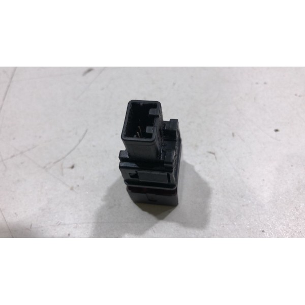 Botão Alerta Nissan Versa 2016 2017 2018 2019 06019