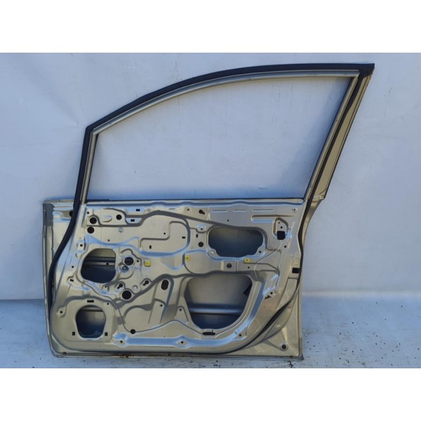 Porta Dianteira Direita Honda Fit 2003 A 2008 Com Detalhes