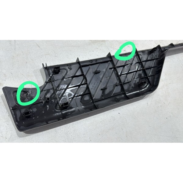 Spoiler Pisante Traseiro Nissan Frontier 2008 Á 2016 Detalhe