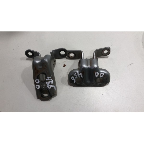 Dobradiça Porta Dianteira Direita Gm Sonic 2012 2014