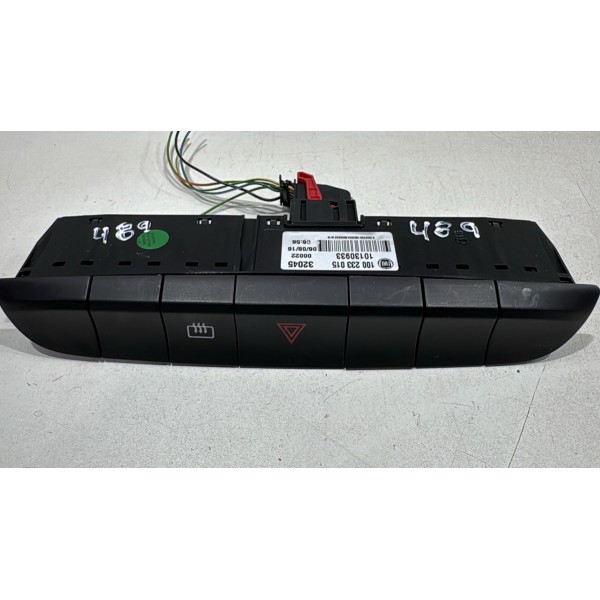 Botão Pisca Alerta E Desembaçador Fiat Mobi 100233015