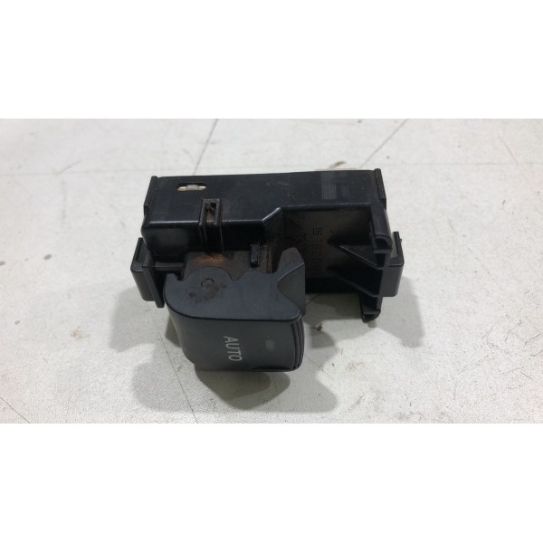 Botão Vidro Elétrico Traseiro Toyota Corolla 2015 2016 2017