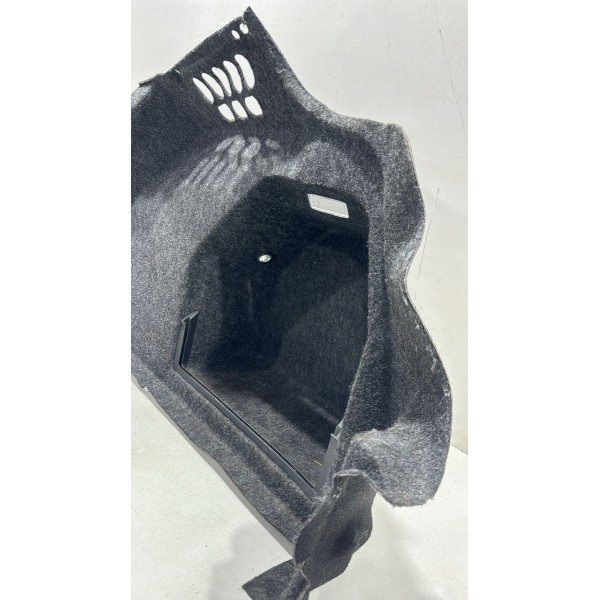 Forro De Porta Mala Direito Vw Passat 2006/2010