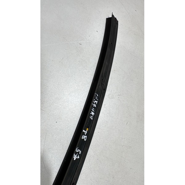 Borracha Inferior Porta Traseira Esquerd Honda Hrv 2019 2020 Preto