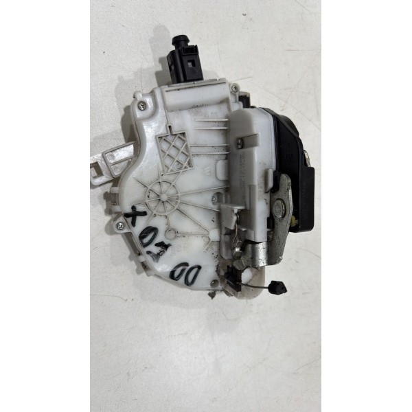 Fechadura Elétrica Porta Dianteira Direita Vw Fox 2013 Á 17