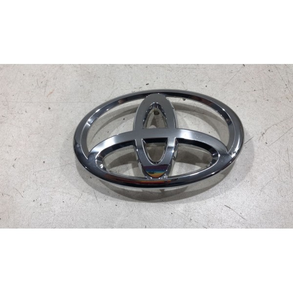 Emblema Grade Dianteir Toyota Hilux Corolla Etios 7531102220