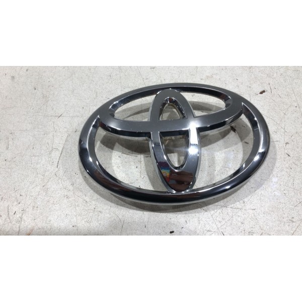 Emblema Grade Dianteir Toyota Hilux Corolla Etios 7531102220
