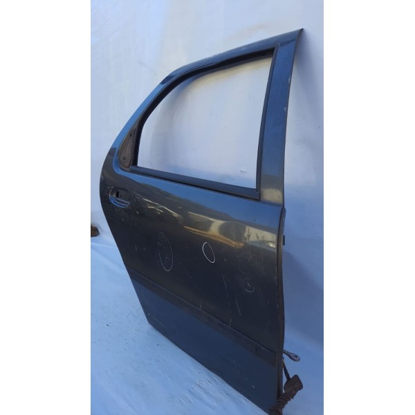 Porta Traseira Direito Fiat Palio Siena 1996 A 2000 Usada
