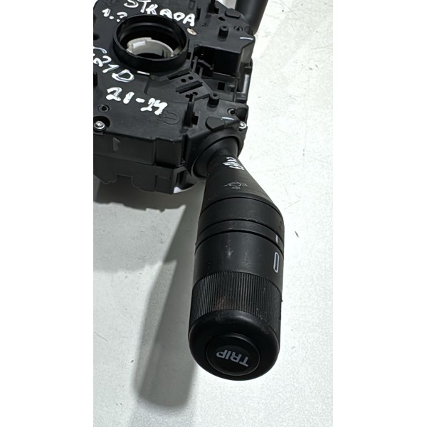 Comando Chave Seta Fiat Strada 2021/... Detalhe