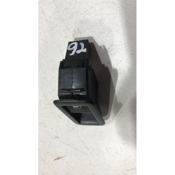 Botão Vidro Elétrico Amarok Dianteiro Direito 2012/16 C4970 Botão Vidro Elétrico Amarok Dianteiro Direito 2012/16 C4970