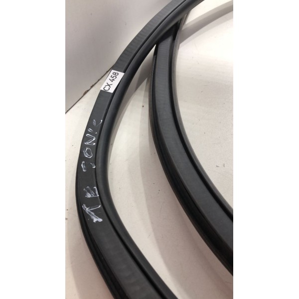 Borracha Porta Traseira Esquerda Gm Sonic Hatch 11 12 13 14 Borracha Porta Traseira Esquerda Gm Sonic Hatch 11 12 13 14