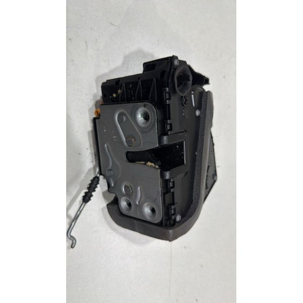 Fechadura Eletrica Traseira Direita Gm Cobalt 13518395 Usado