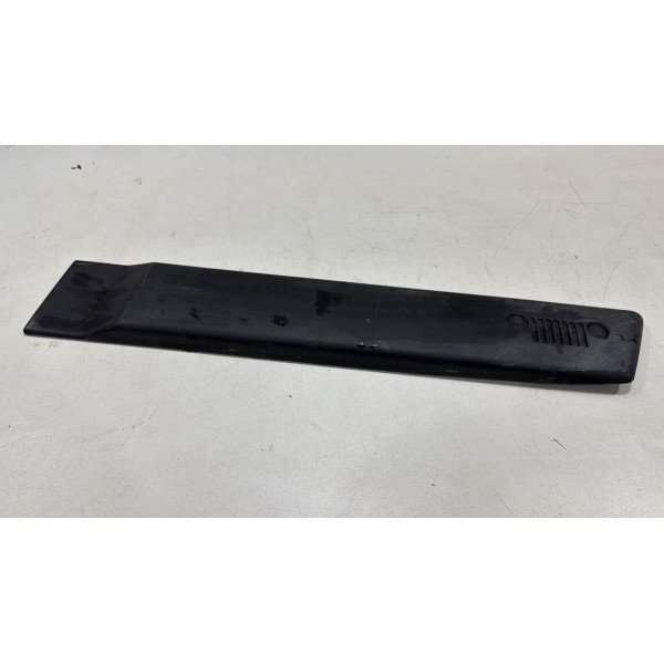 Moldura Aplique Traseira Esquerda Jeep Renegade 2016/20