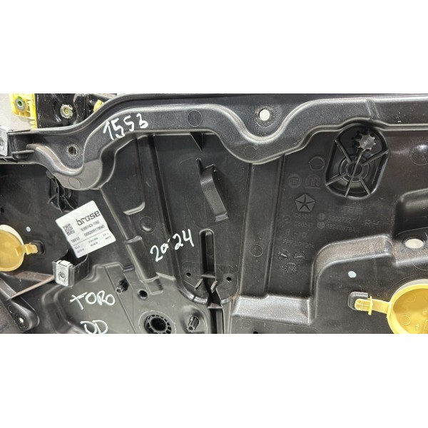 Máquina Vidro Dianteira Direita Fiat Toro Sem Motor