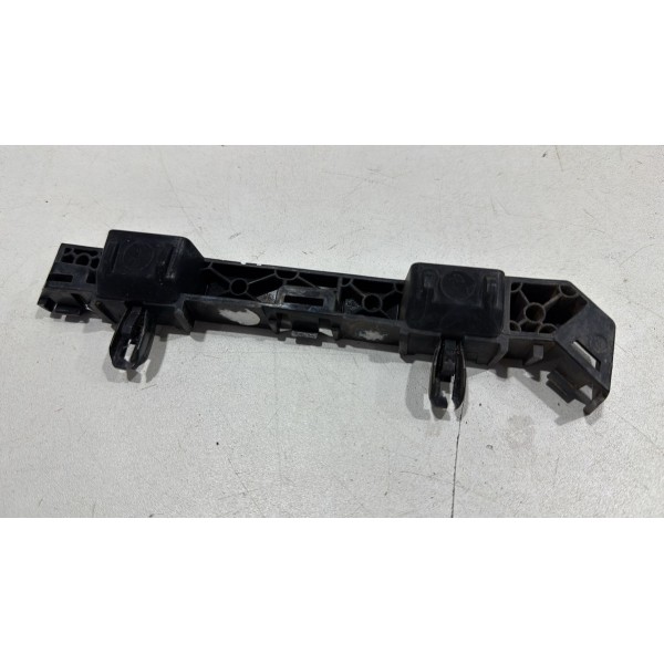 Guia Parachoque Dianteiro Esquerdo Chevrolet Cobalt 2018.