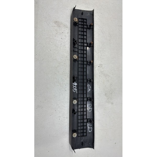Soleira Porta Dianteira Chevrolet S10 2012/2015 Direita