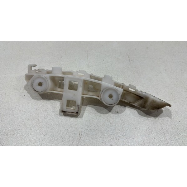 Guia Parachoque Dianteiro G6 2014/2018 Lado Direito Usado Guia Parachoque Dianteiro G6 2014/2018 Lado Direito Usado