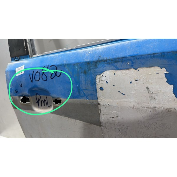 Porta Dianteira Direita S10 2012 2013 2014 2015 2016 Detalhe