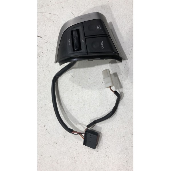 Comando Botão Volante Onix Prisma Tracker S10 2012 13 A 2015