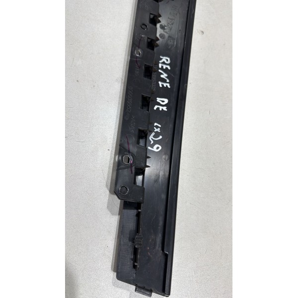 Moldura Da Coluna Porta Dianteira Esquerda Jeep Renegade