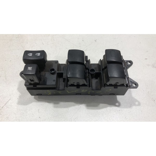 Botão Dianteiro Esquerdo Outlander 2014 Ar273 8608a238