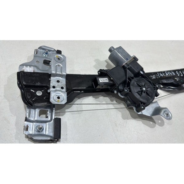 Máquina Vidro Dianteiro Esquerdo Chevrolet Onix 2013 A 2020