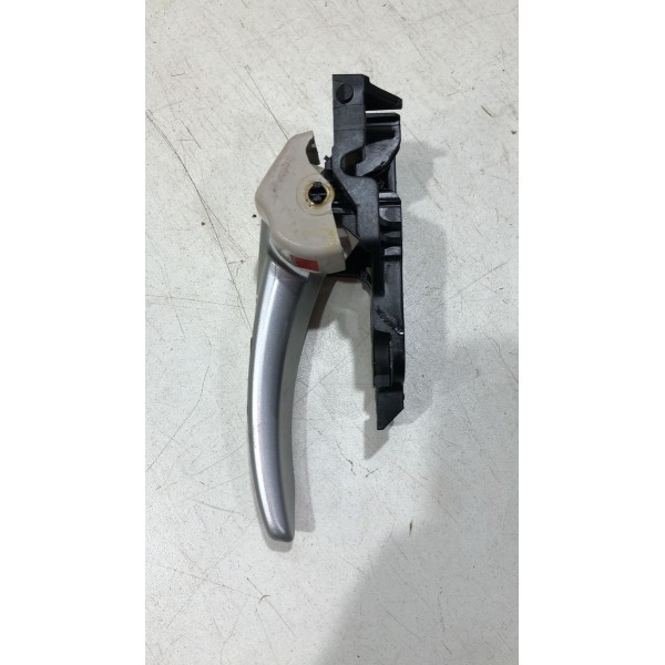 Maçaneta Interna Porta Esquerda Corolla Hybrid 2023 2024