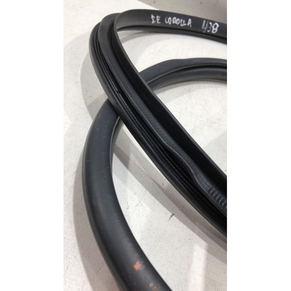 Borracha Vedação Dianteiro Esquerdo Corolla Altis 2021 2024 Preto Borracha Vedação Dianteiro Esquerdo Corolla Altis 2021 2024 Preto