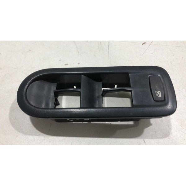 Moldura Botão Vidro Eletrico Diant Esquerdo Duster 2011 2014