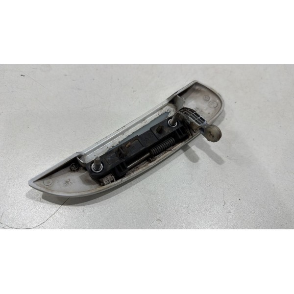 Maçaneta Externa Traseira Esquerda Chevrolet Onix 2013