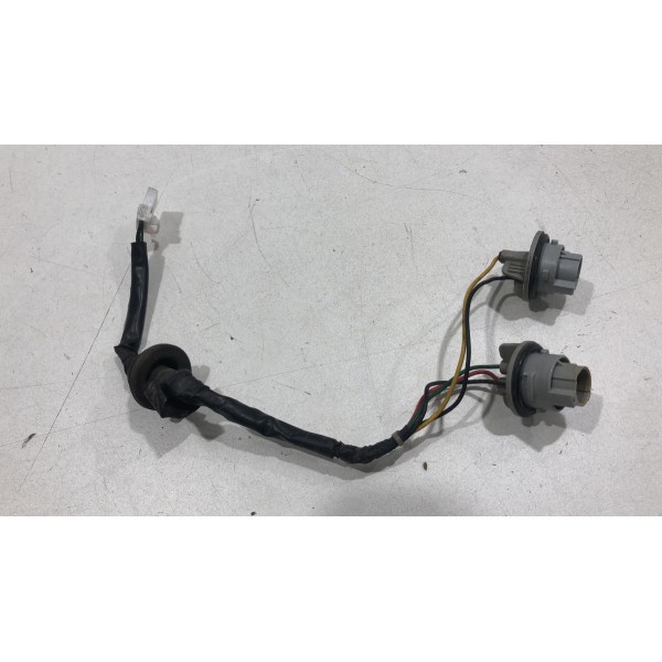 Chicote Lanterna Canto Direita Hb20 Hatch 2013 2014 2015 16