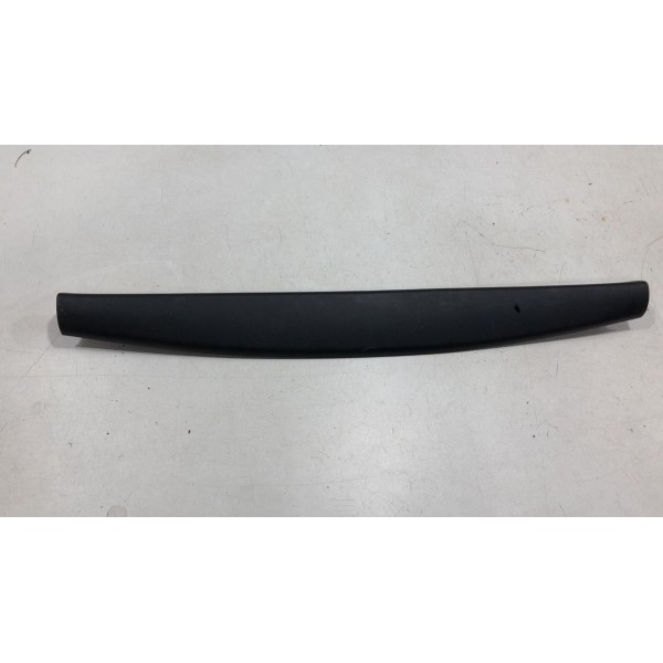 Acabamento Central Porta Malas Ford Focus 2000 A 2007