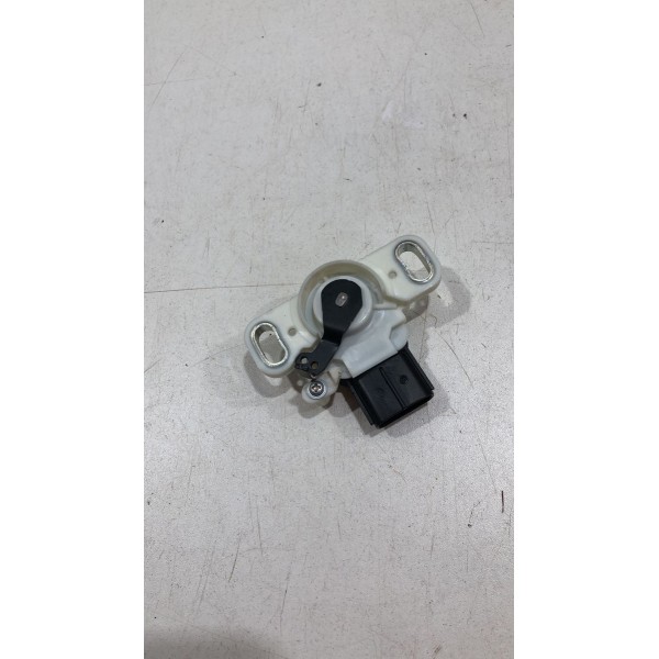 Sensor Pedal Freio Corolla Altis Hybrid 2021 2022 8951047040