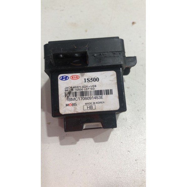 Entrada Usb Auxiliar Do Console Hb20 2013 / 2019 961201s500