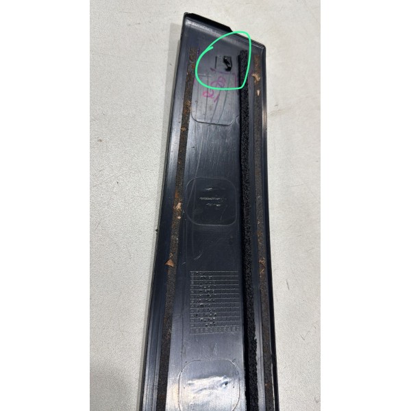 Moldura Externa Porta Dianteira Esquer Toyota Corolla 21 /23